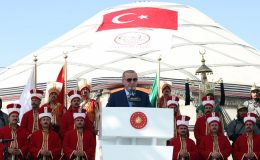 Cumhurbaşkanımız Erdoğan  “Vatanımıza yönelik senaryoları yırtıp atarak yolumuza devam ediyoruz”