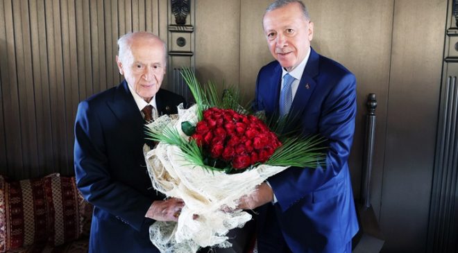 Cumhurbaşkanımız Erdoğan, MHP Genel Başkanı Adanalı Hemşerimiz Bahçeli ile görüştü