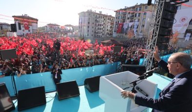 Cumhurbaşkanımız ERDOĞAN “Deprem bölgesinde evine girmeyen hiçbir hak sahibimiz kalmayacak”