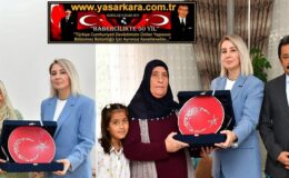 Kırşehir Valimiz Murat Sefa DEMİRYÜREK, Eşi ile birlikte; Şehit Ailelerini Ziyaret Etti…