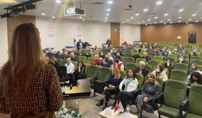 Adana’da “RADYOTERAPİ VE BESLENME” Hasta Okulu Yoğun İlgi Gördü