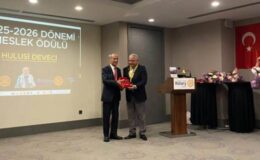 Kalayacılık Mesleğinin Efsane Ustası Hulusi DEVECİ’ye Adana 5 Ocak Rotary Kulübünden Takdir Ödülü Plaketi…