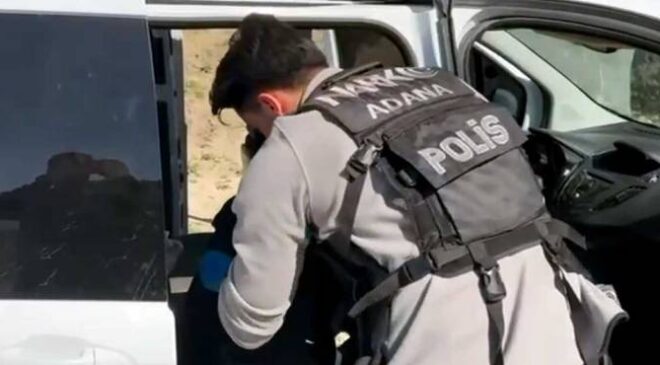 Zehir Tacirleri Adana’da Silahlarıyla Yakalandı!