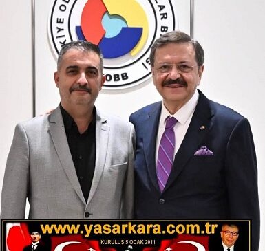 Adana Kozan Ticaret Odası Yönetim Kurulu Başkanı Volkan Bayrakçı ve Meclis Başkanı Bahadır Abdullah Ünler, beraberlerindeki heyet ile birlikte Türkiye Odalar ve Borsalar Birliği (TOBB) Başkanı M. Rifat Hisarcıklıoğlu’nu makamında ziyaret etti.​